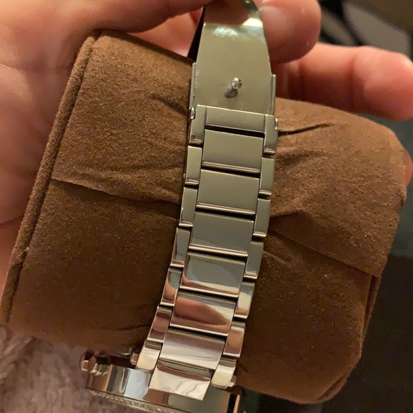 Michael Kors Parked Silver Dial Woman’s Watch - Picture 8 of 9